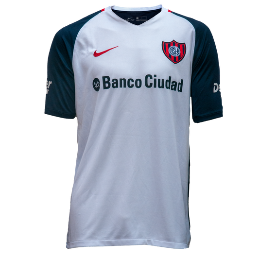 San Lorenzo de Almagro 2017 Away